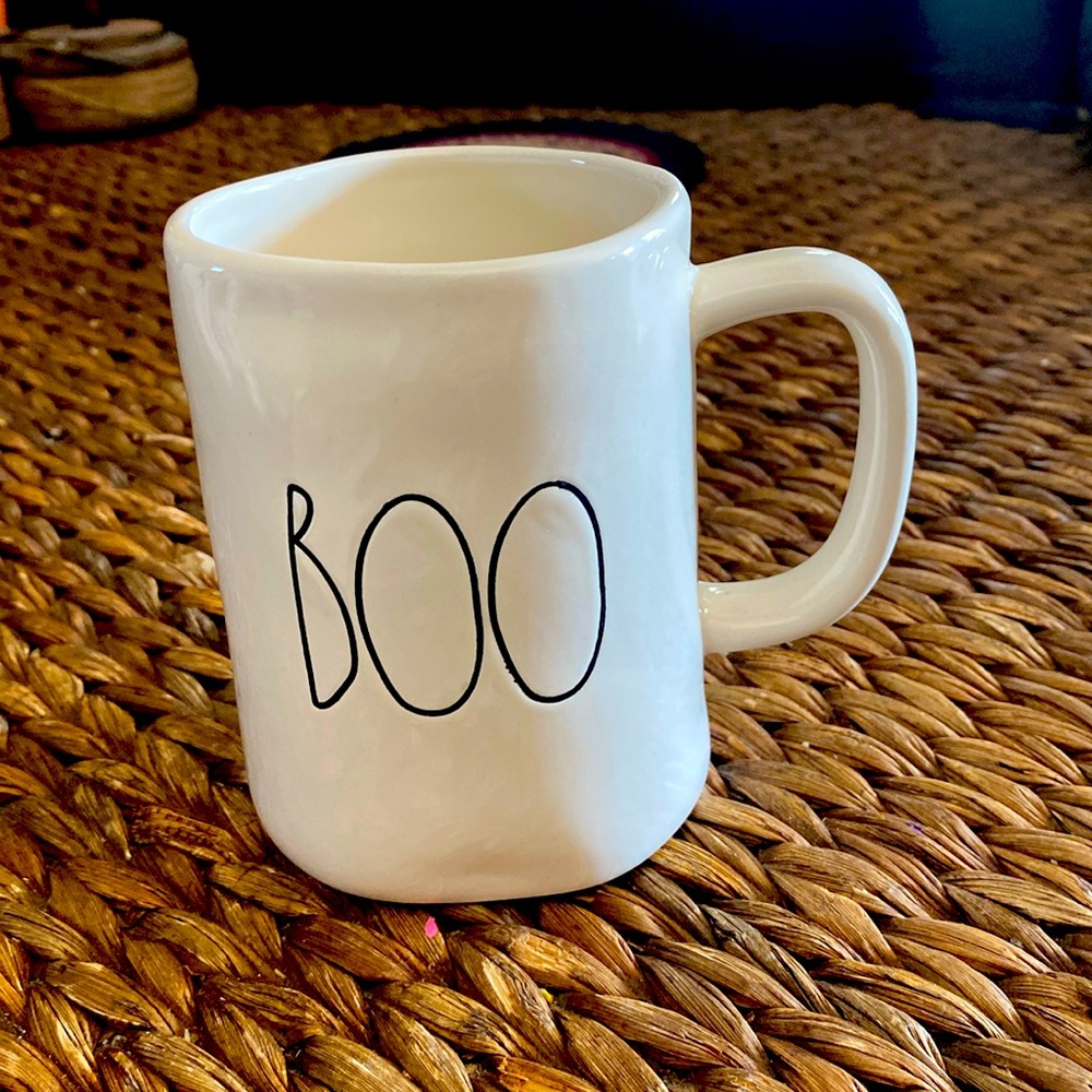 Magenta, Rae Dunn “BOO” Mug